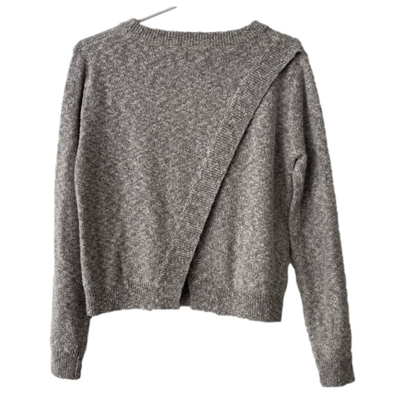 Roots Snowy Fox split back crew neck sweater size medium EUC - Picture 2 of 7